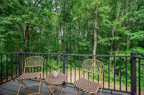 10 Shelly Drive Pelham NH 03076