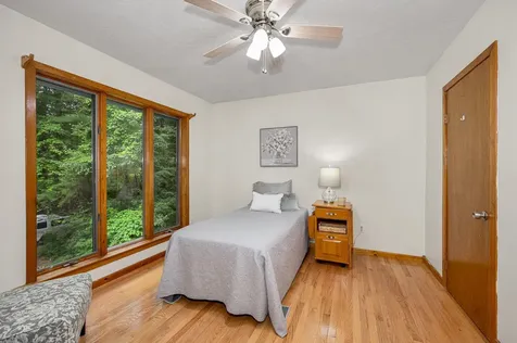 10 Shelly Drive Pelham NH 03076