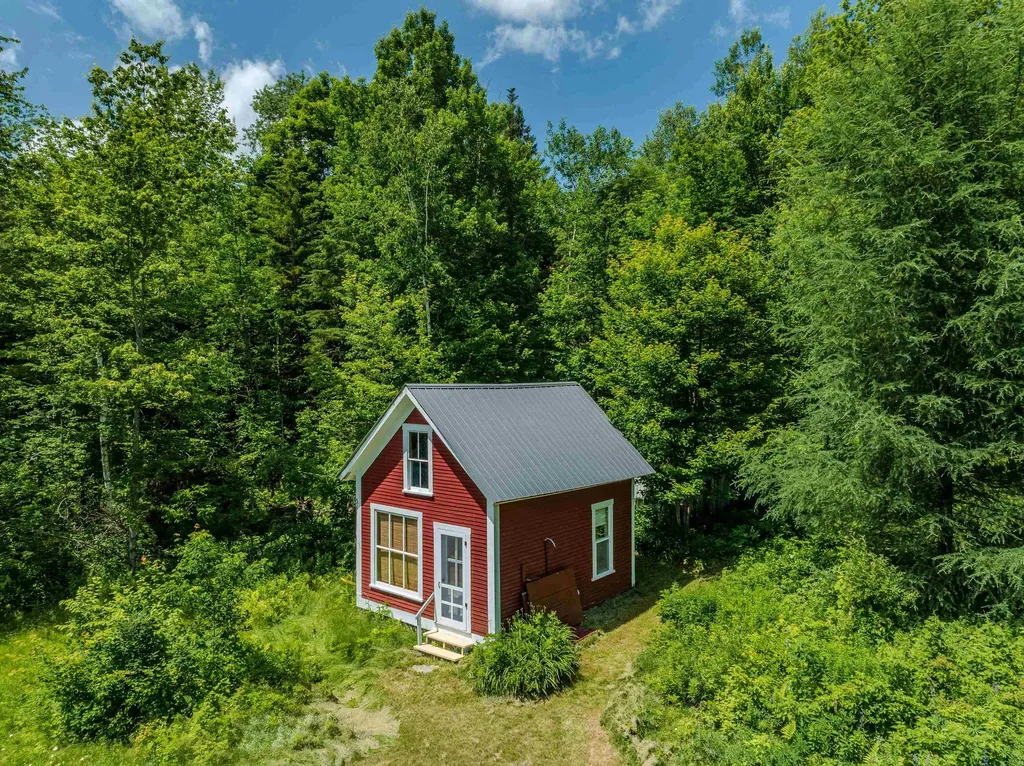 145 Ingerson Road Jefferson NH 03583
