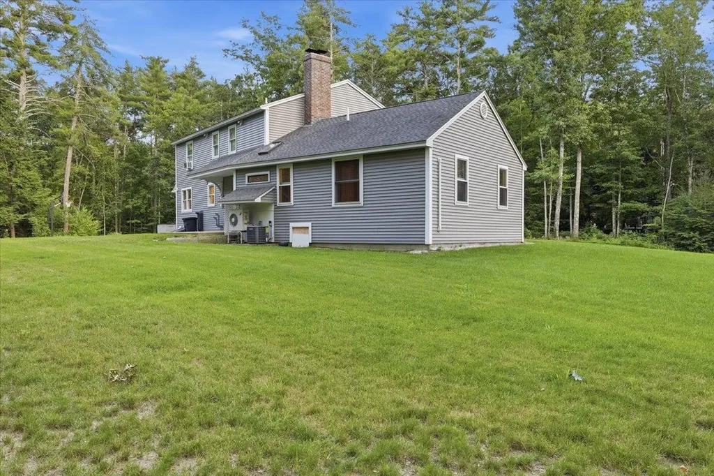 44 County Road Amherst NH 03031