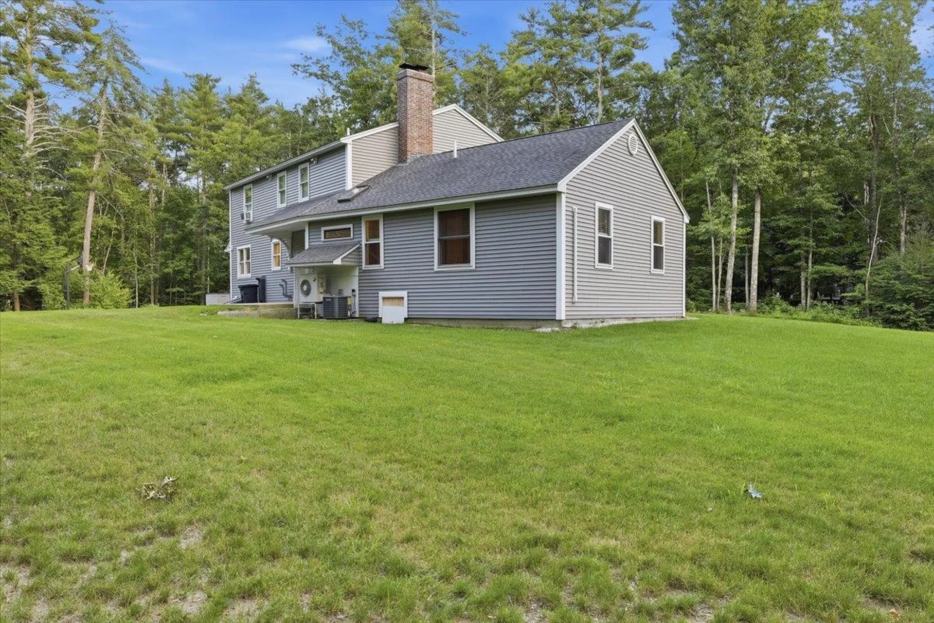 44 County Road Amherst NH 03031