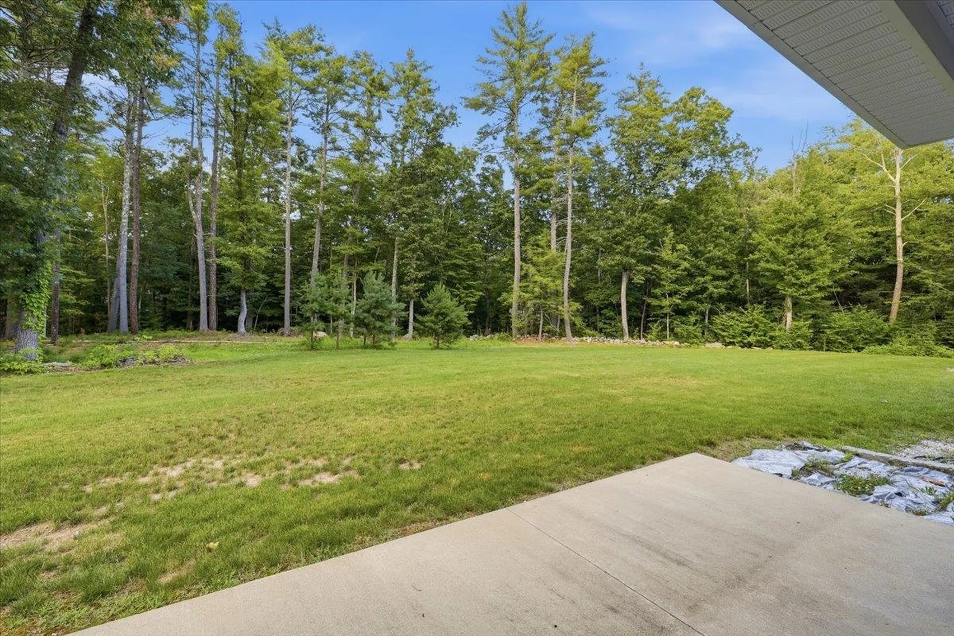 44 County Road Amherst NH 03031