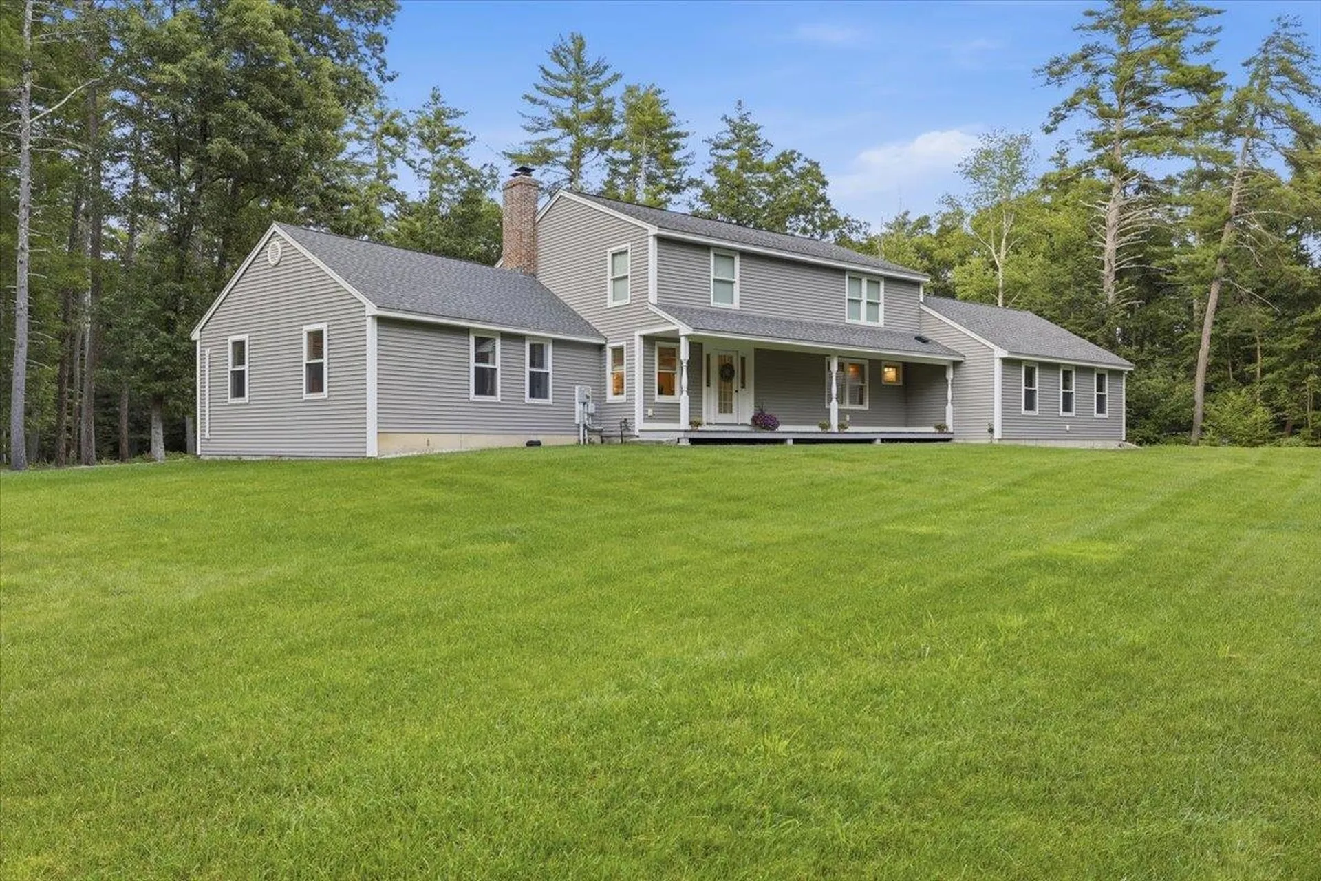 44 County Road Amherst NH 03031