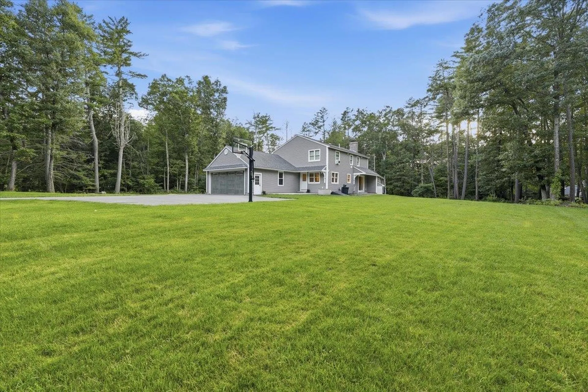 44 County Road Amherst NH 03031