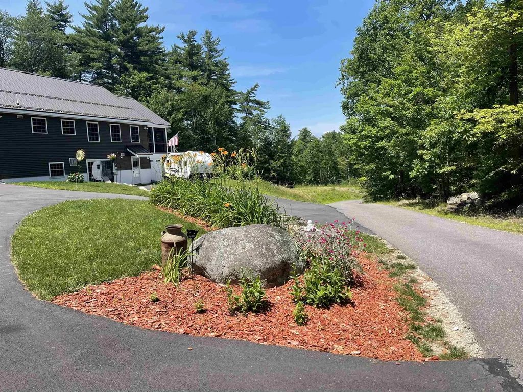 5 South Cove Road Wakefield NH 03872