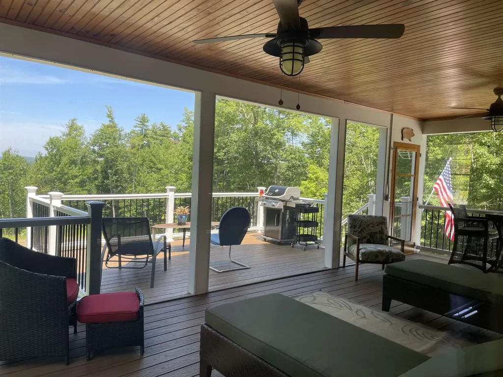 5 South Cove Road Wakefield NH 03872