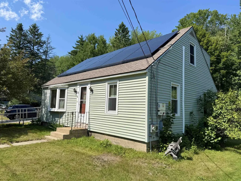 20 Maplecrest Street Newmarket NH 03857