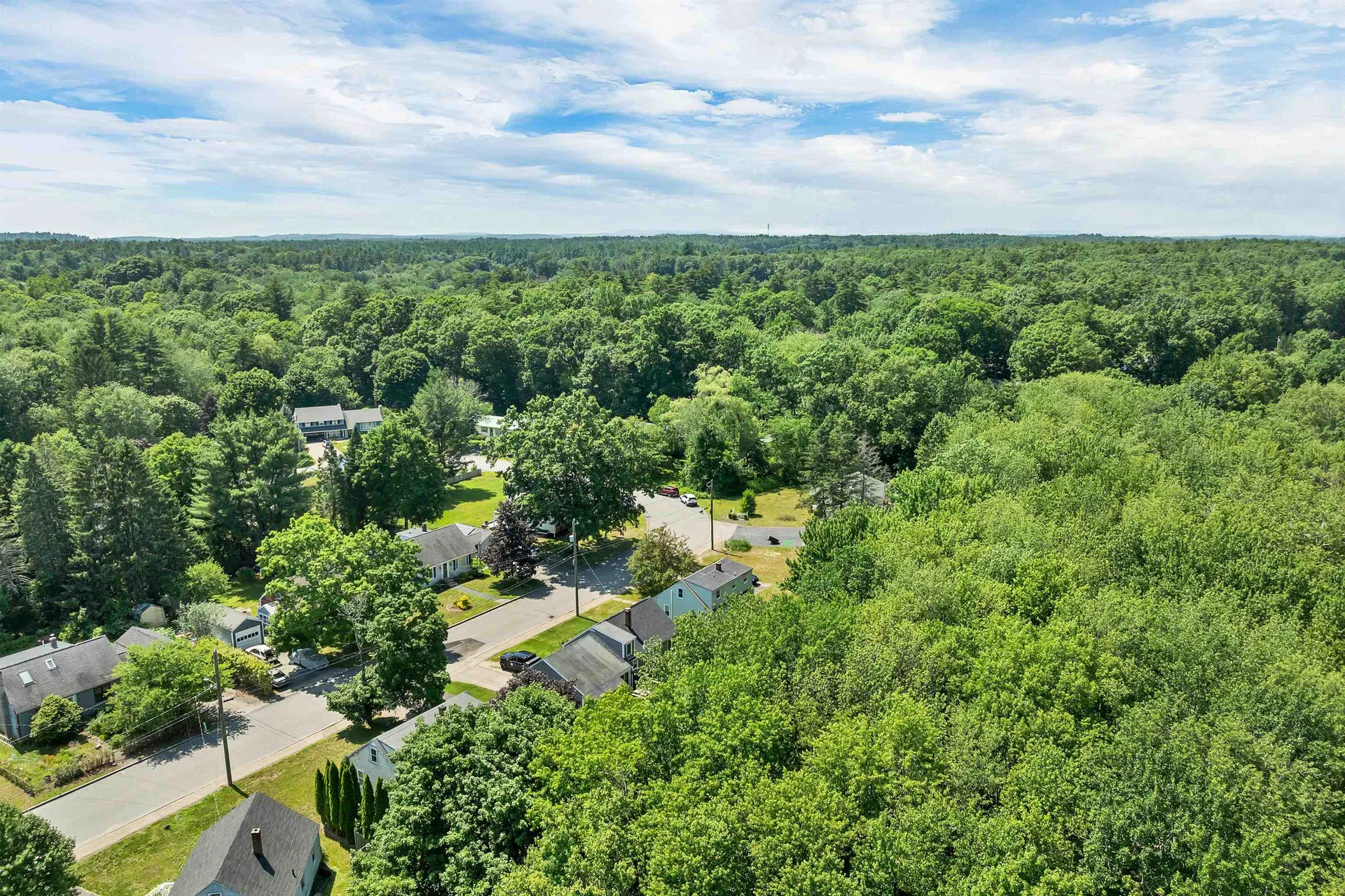 20 Maplecrest Street Newmarket NH 03857