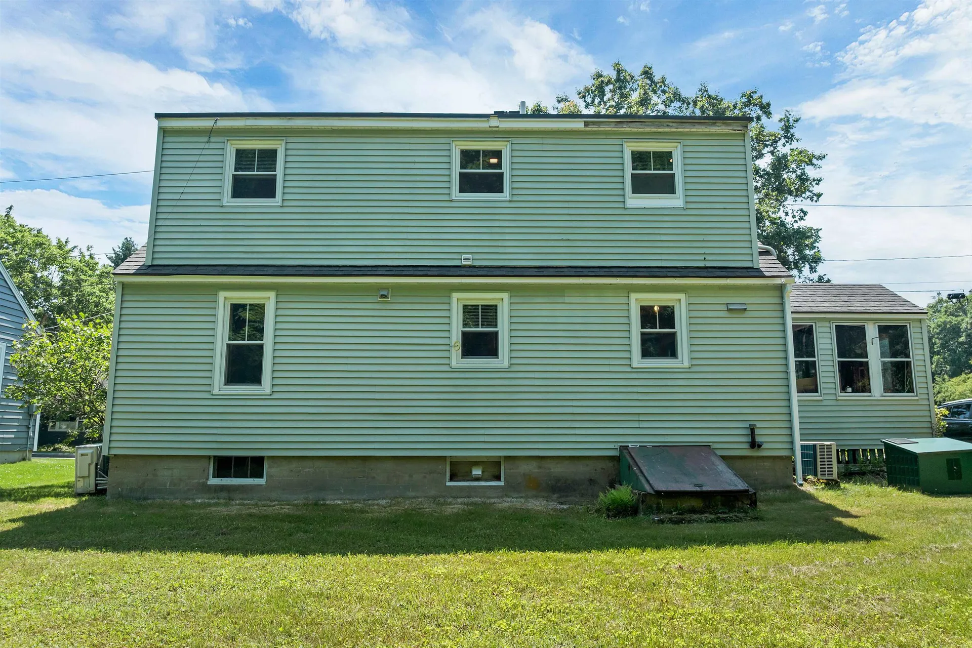 20 Maplecrest Street Newmarket NH 03857