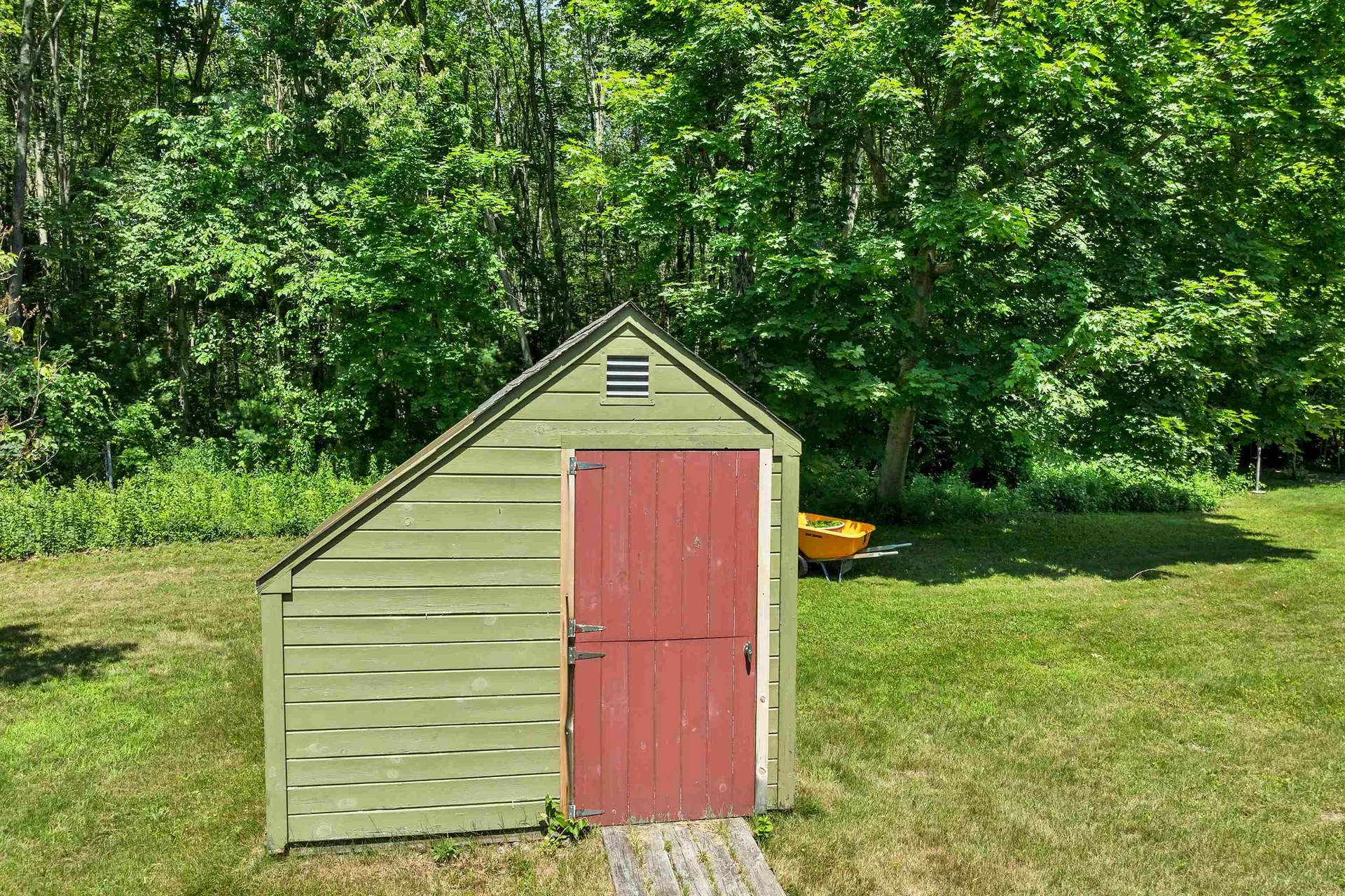 20 Maplecrest Street Newmarket NH 03857
