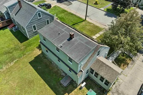 20 Maplecrest Street Newmarket NH 03857