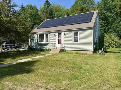 20 Maplecrest Street Newmarket NH 03857