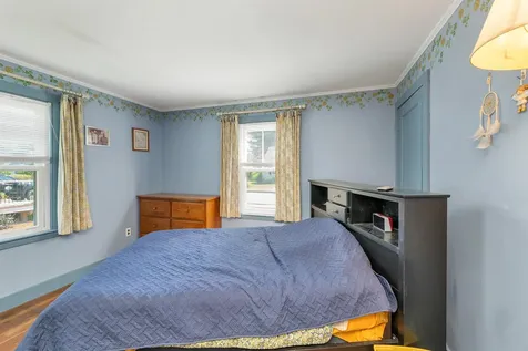 20 Maplecrest Street Newmarket NH 03857