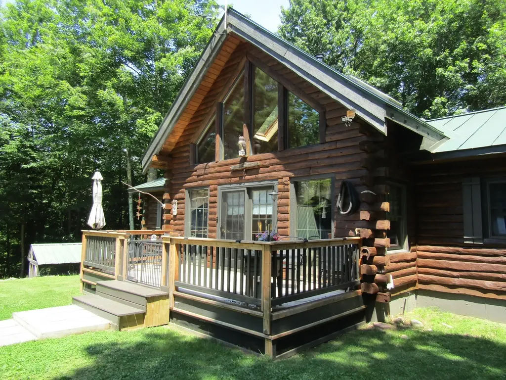 21 Pine Grove Lane Eden VT 05453