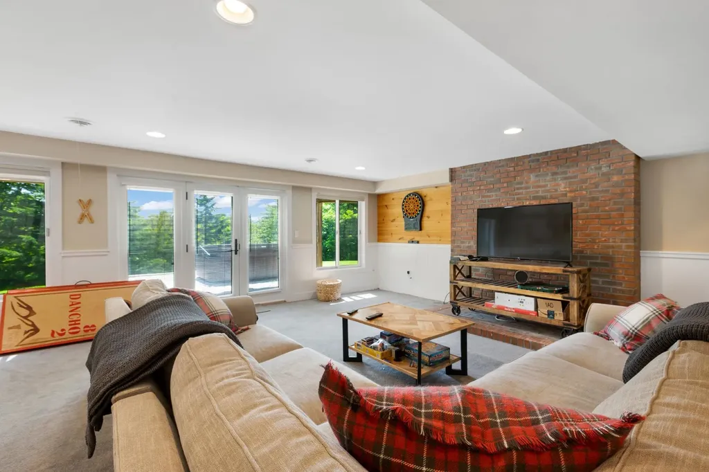 476 Dix Hill Plymouth VT 05056