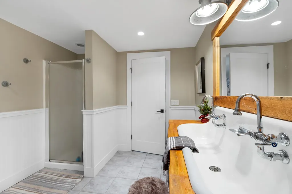 476 Dix Hill Plymouth VT 05056