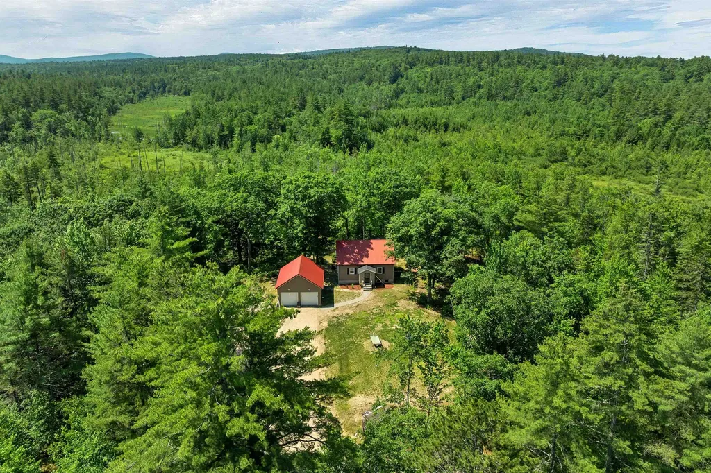 258 Pine River Road Effingham NH 03882