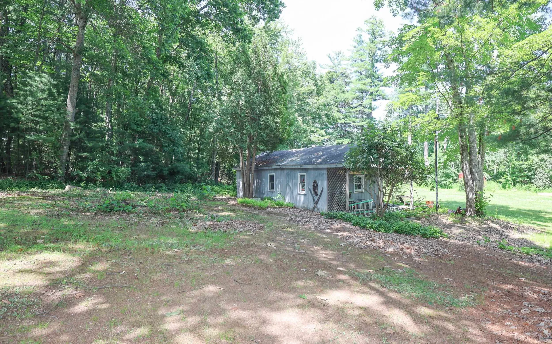 22 Holton Circle Londonderry NH 03053