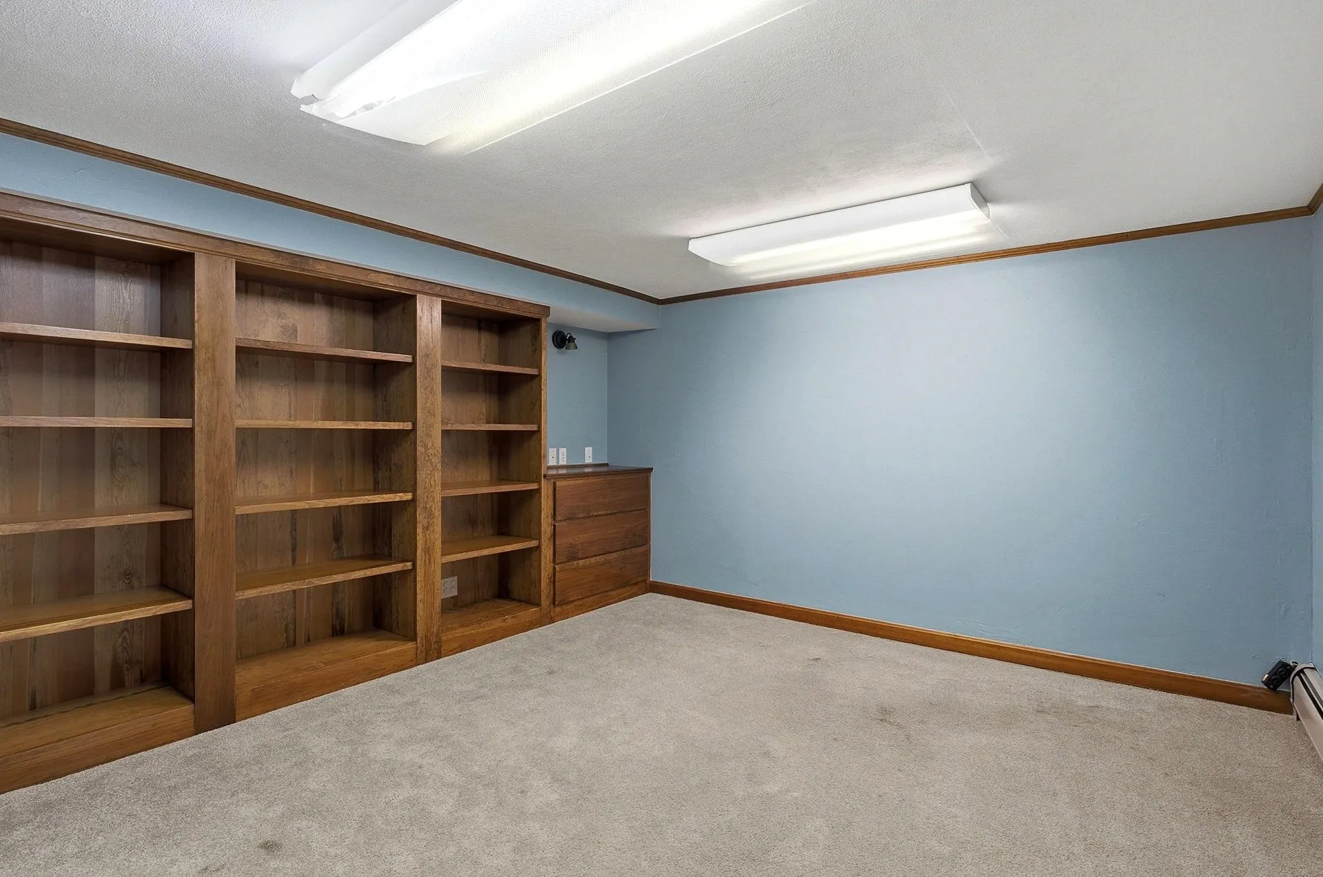 11 Wendover Way Bedford NH 03110