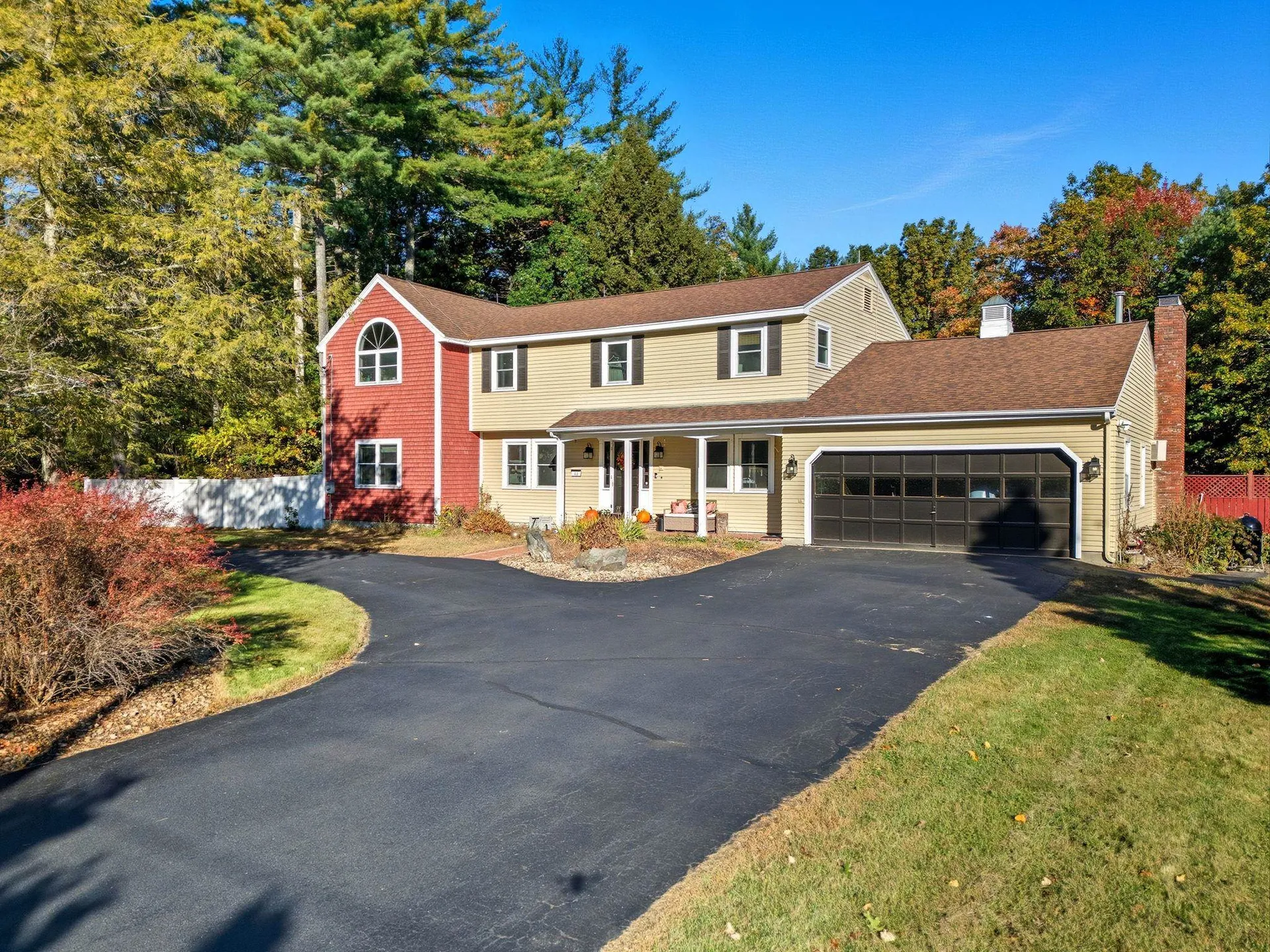 11 Wendover Way Bedford NH 03110