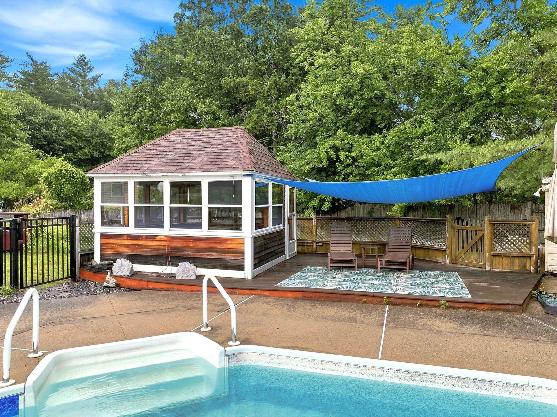11 Wendover Way Bedford NH 03110