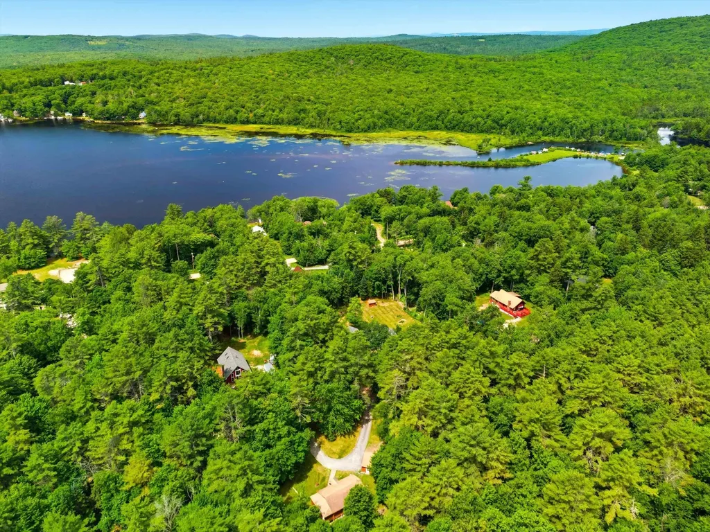 55 Taft Road Washington NH 03280