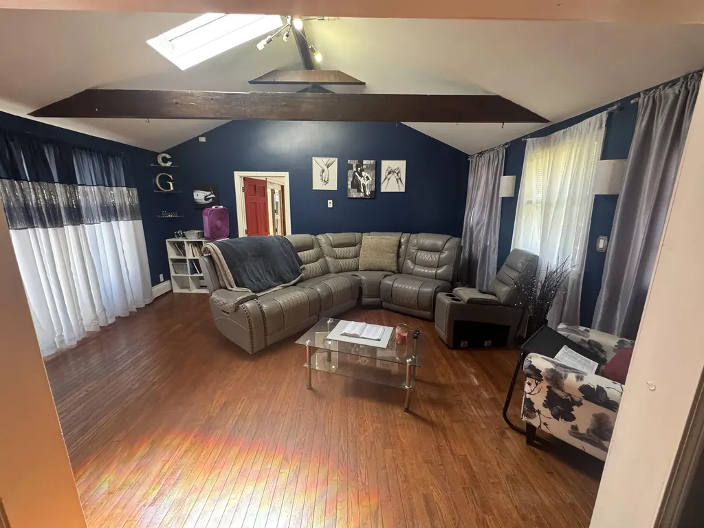 141 Hoyt Street Manchester NH 03103