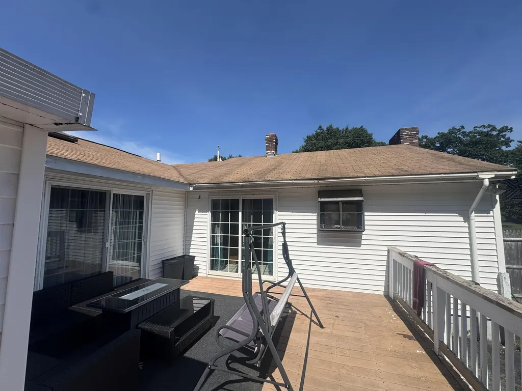 141 Hoyt Street Manchester NH 03103