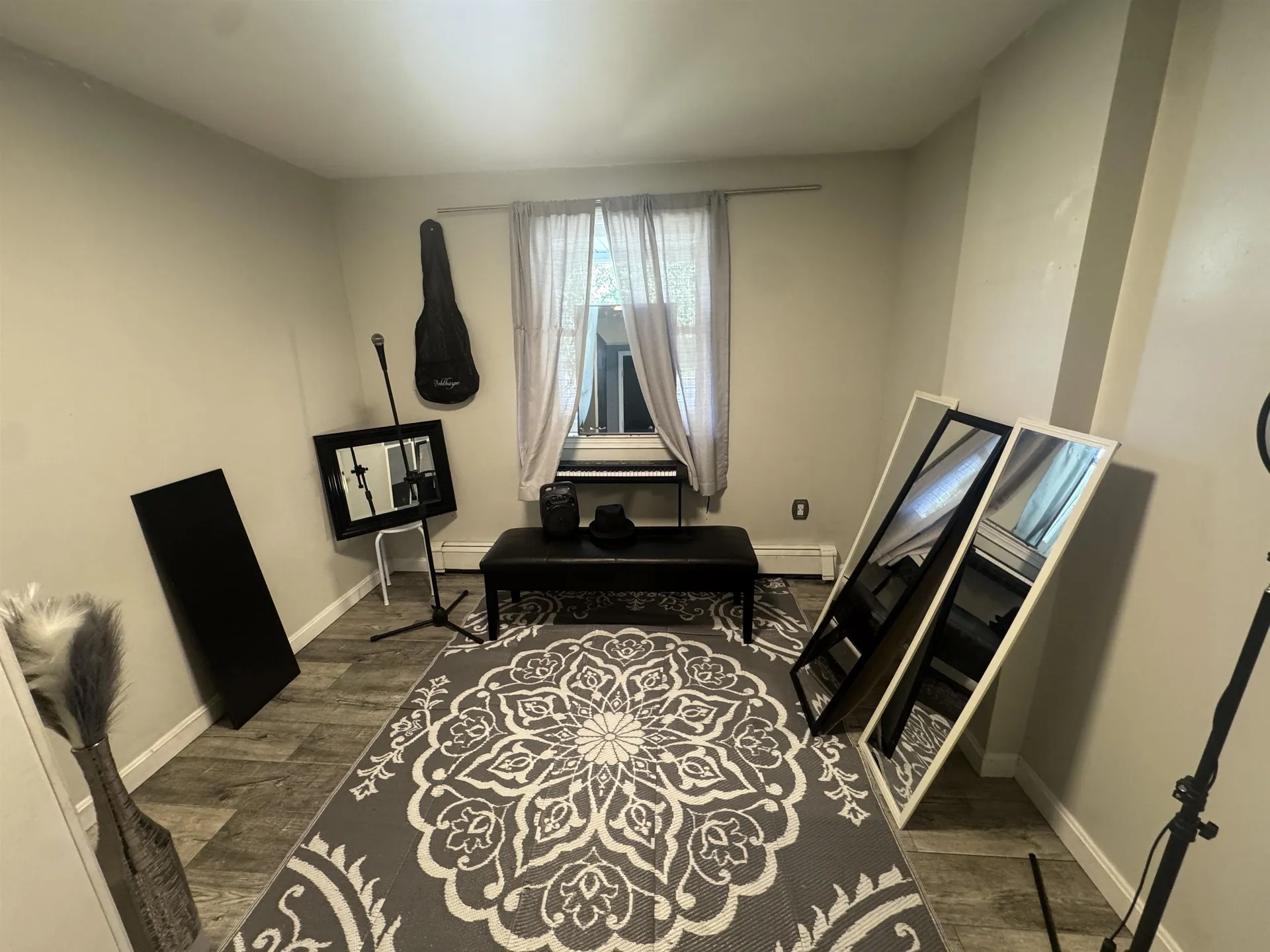 141 Hoyt Street Manchester NH 03103
