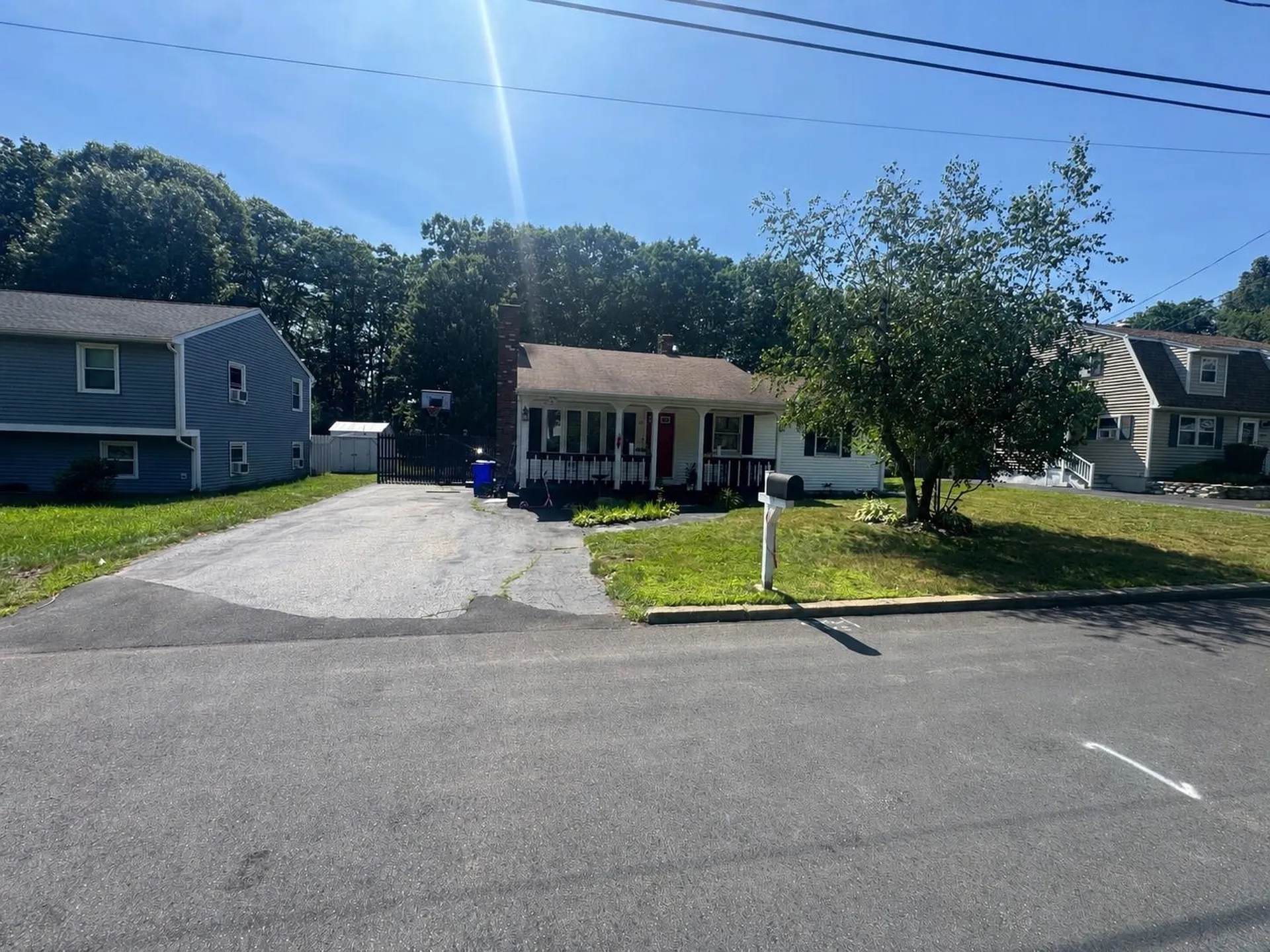 141 Hoyt Street Manchester NH 03103