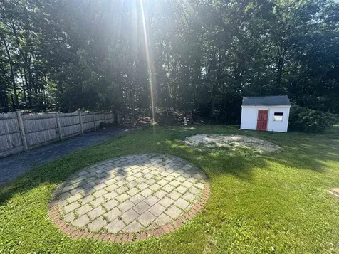 141 Hoyt Street Manchester NH 03103