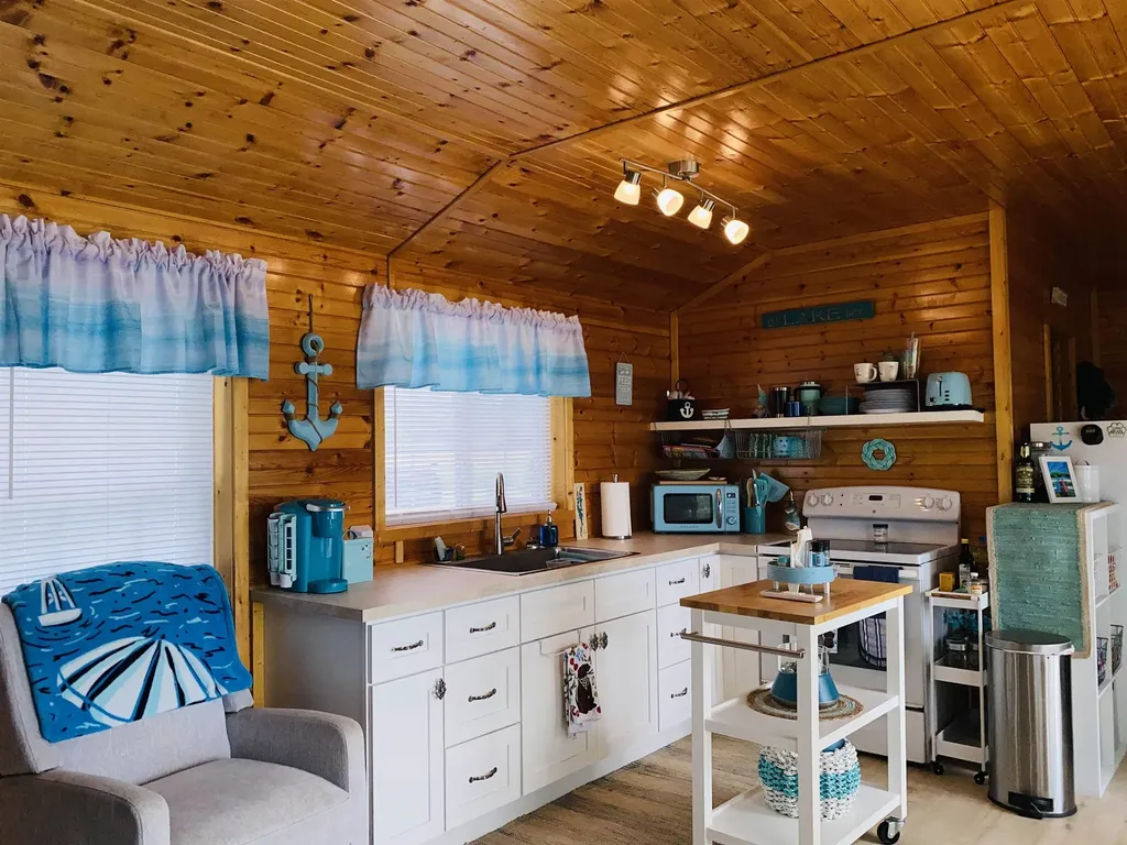 107 Hunter North Road Alburgh VT 05440