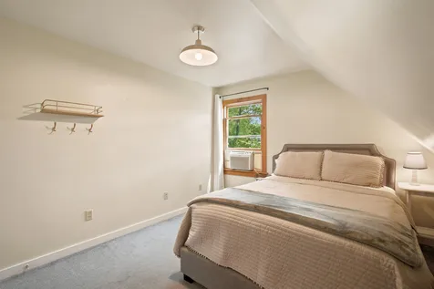 33 Bunker Hill Road Wilmot NH 03287
