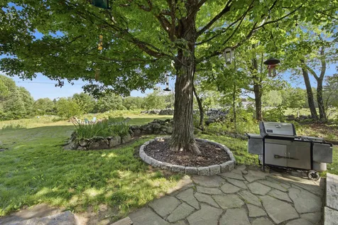 33 Bunker Hill Road Wilmot NH 03287