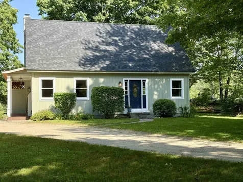 33 Bunker Hill Road Wilmot NH 03287