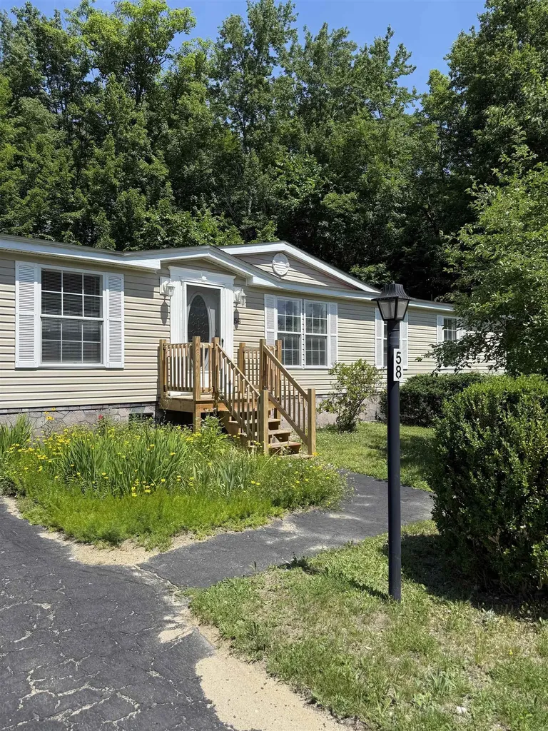 58 Ivy Lane Farmington NH 03835