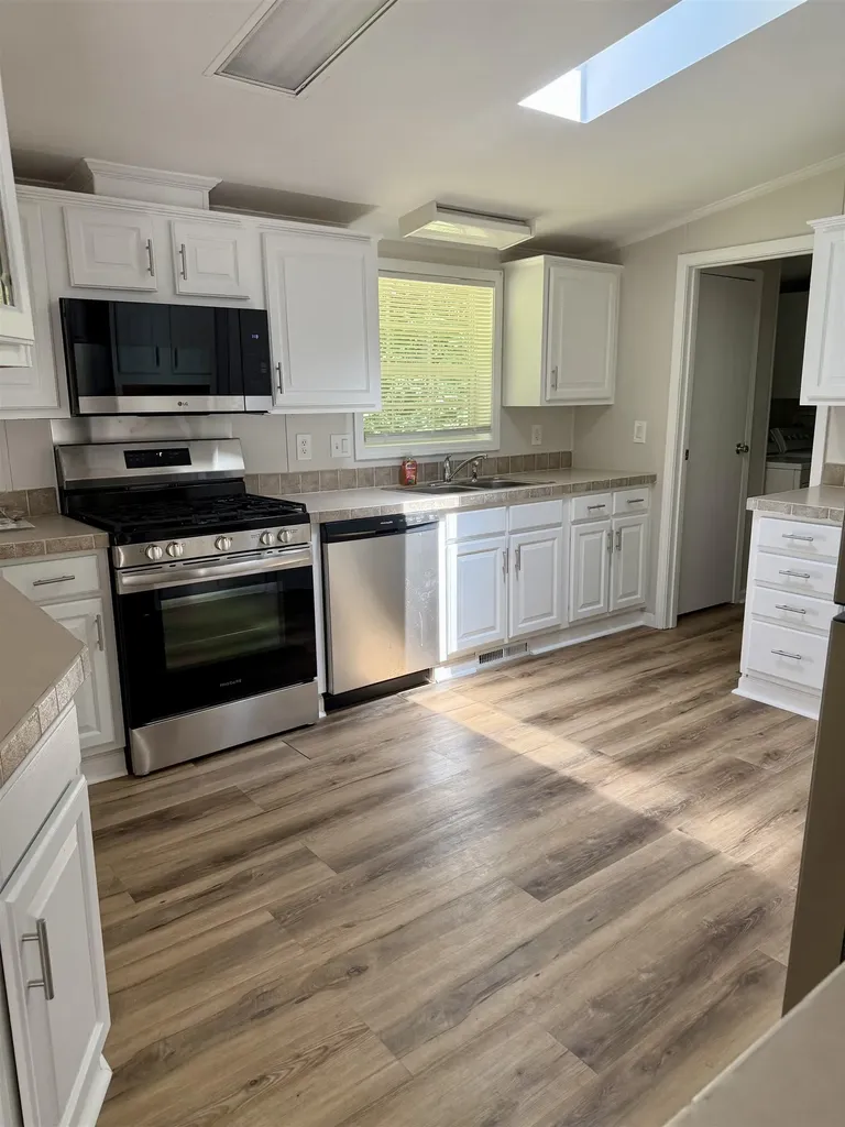 58 Ivy Lane Farmington NH 03835