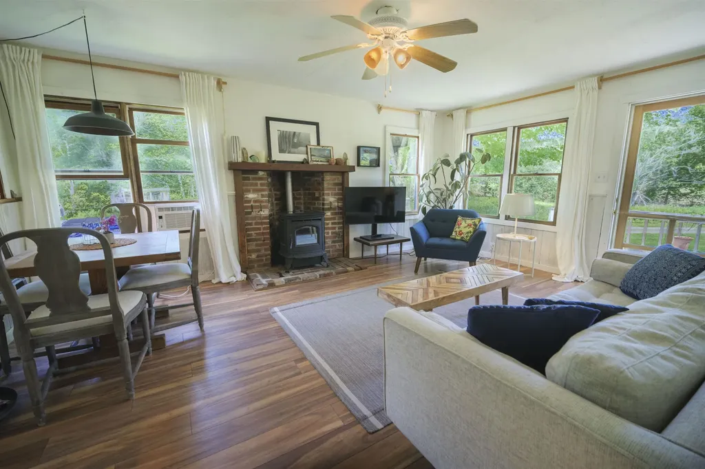 456 100 Route Wilmington VT 05363