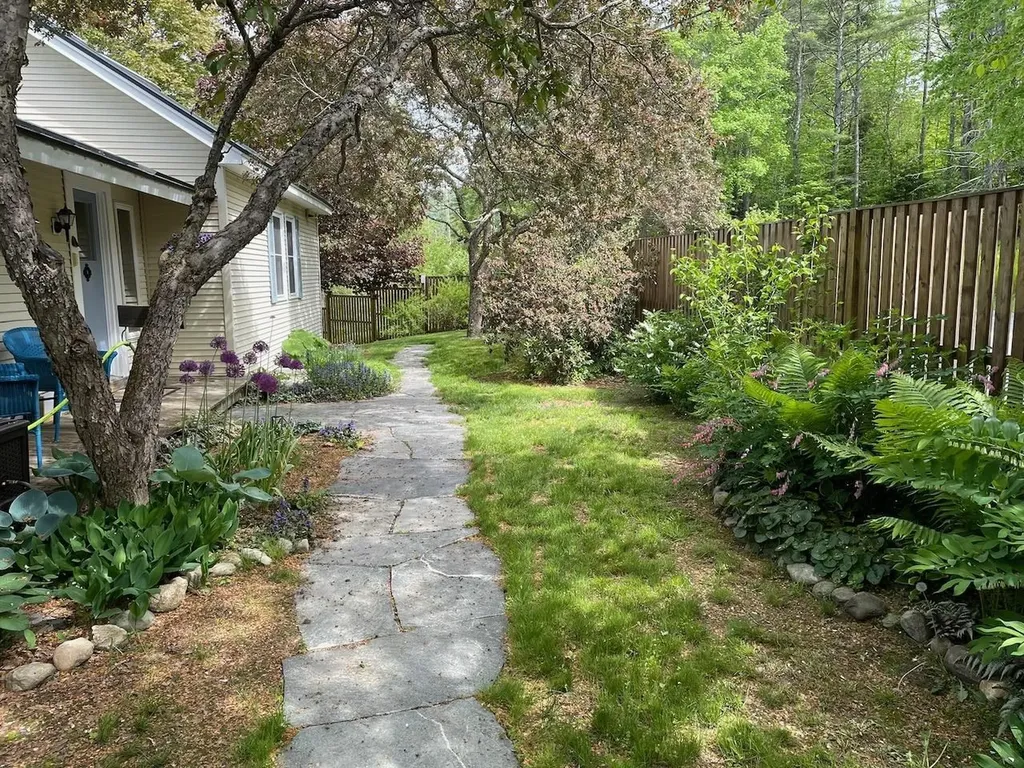 201 Dorchester Road Lyme NH 03768