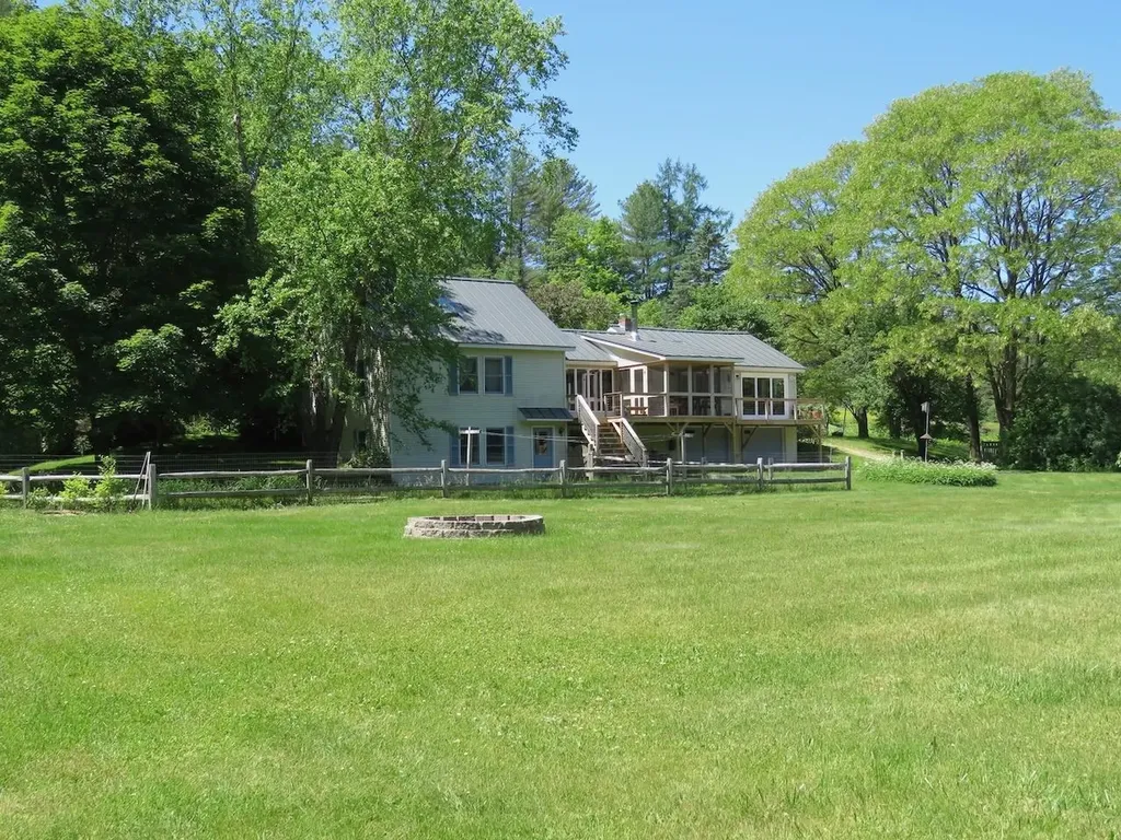 201 Dorchester Road Lyme NH 03768
