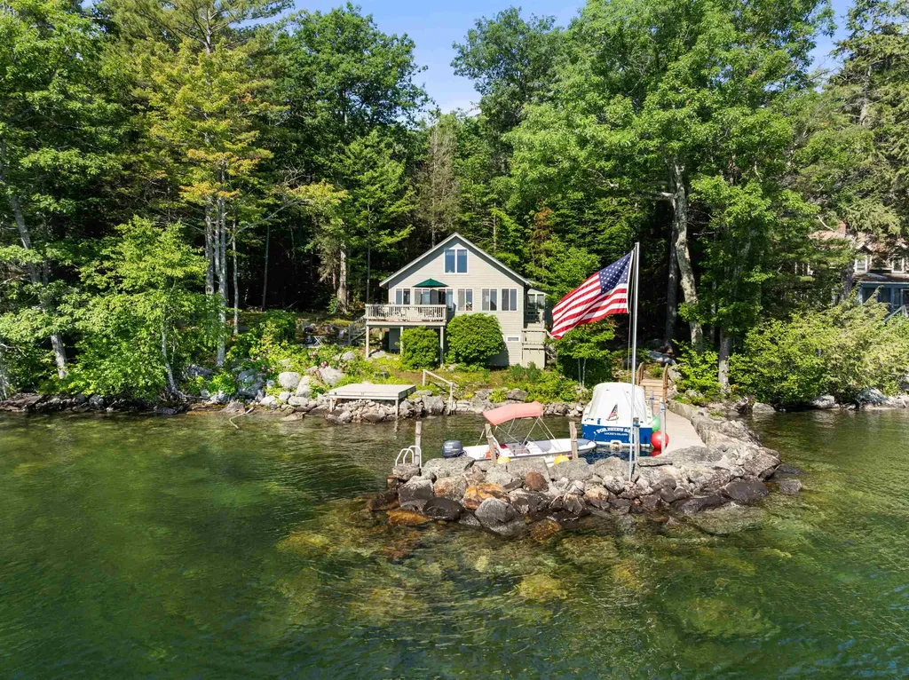 14 Lockes Island Gilford NH 03249