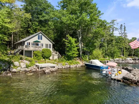 14 Lockes Island Gilford NH 03249