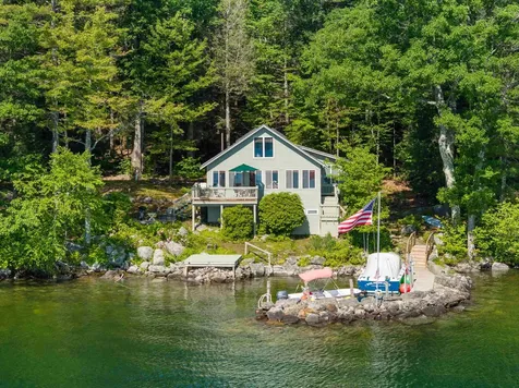 14 Lockes Island Gilford NH 03249