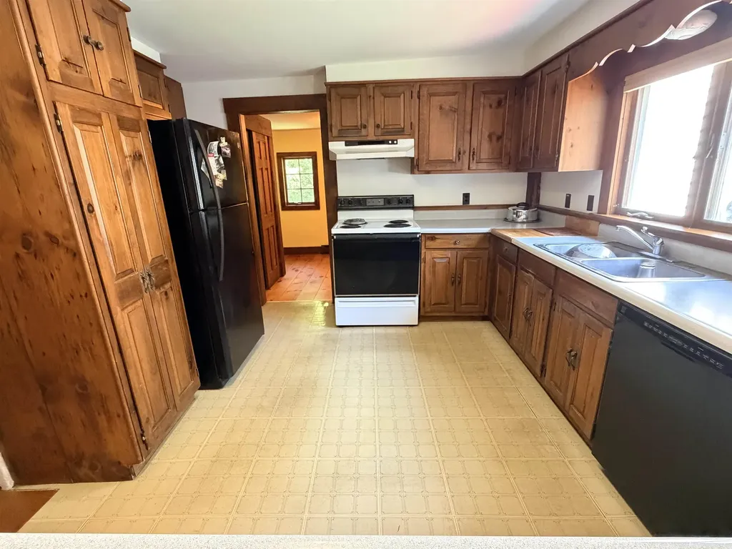 138 Village Road Langdon NH 03602
