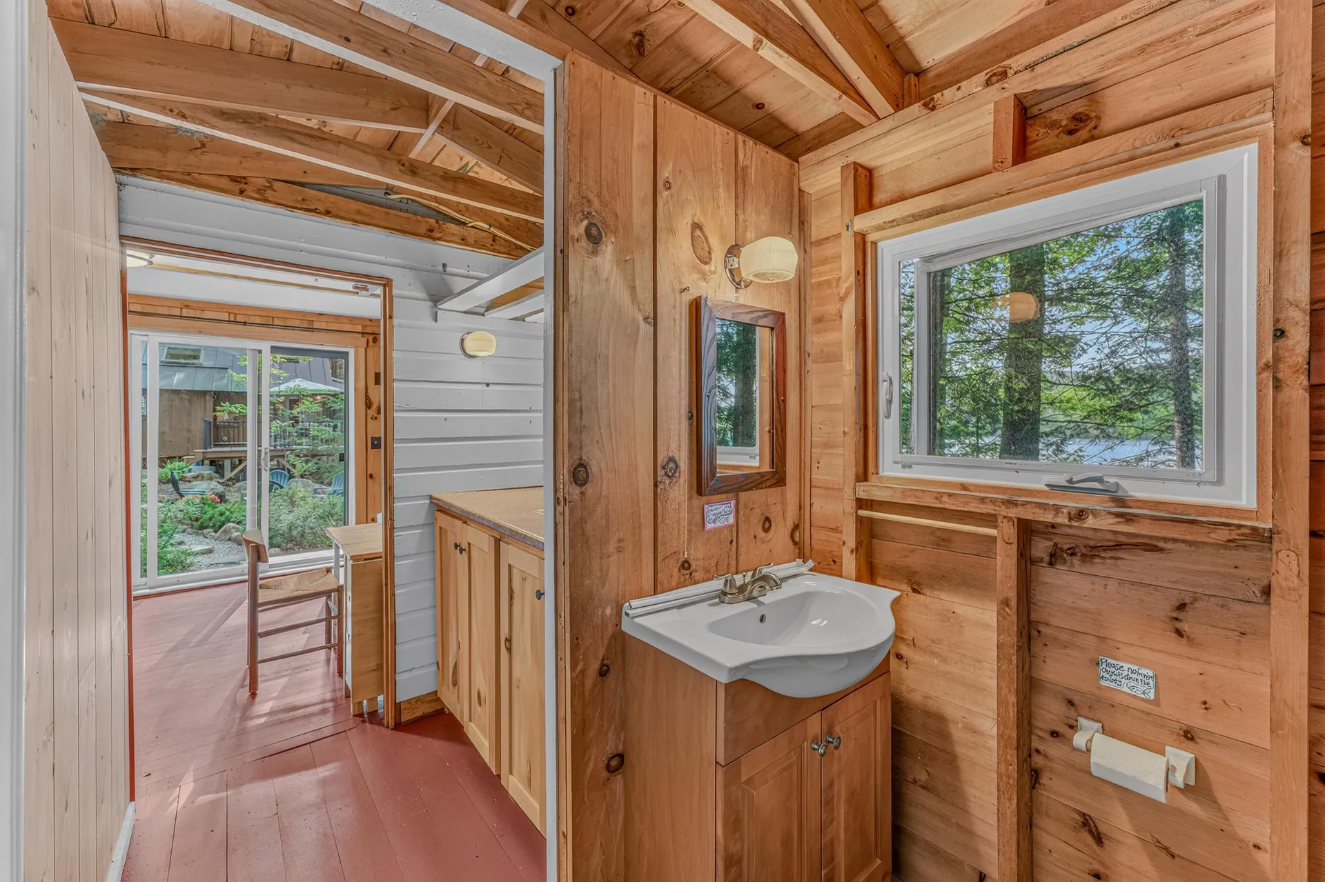 16 Hemlock Way Holderness NH 03245