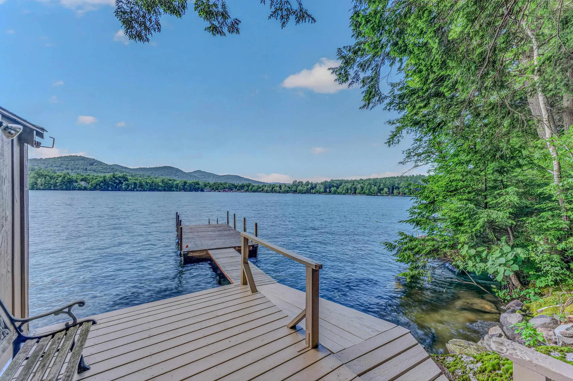 16 Hemlock Way Holderness NH 03245