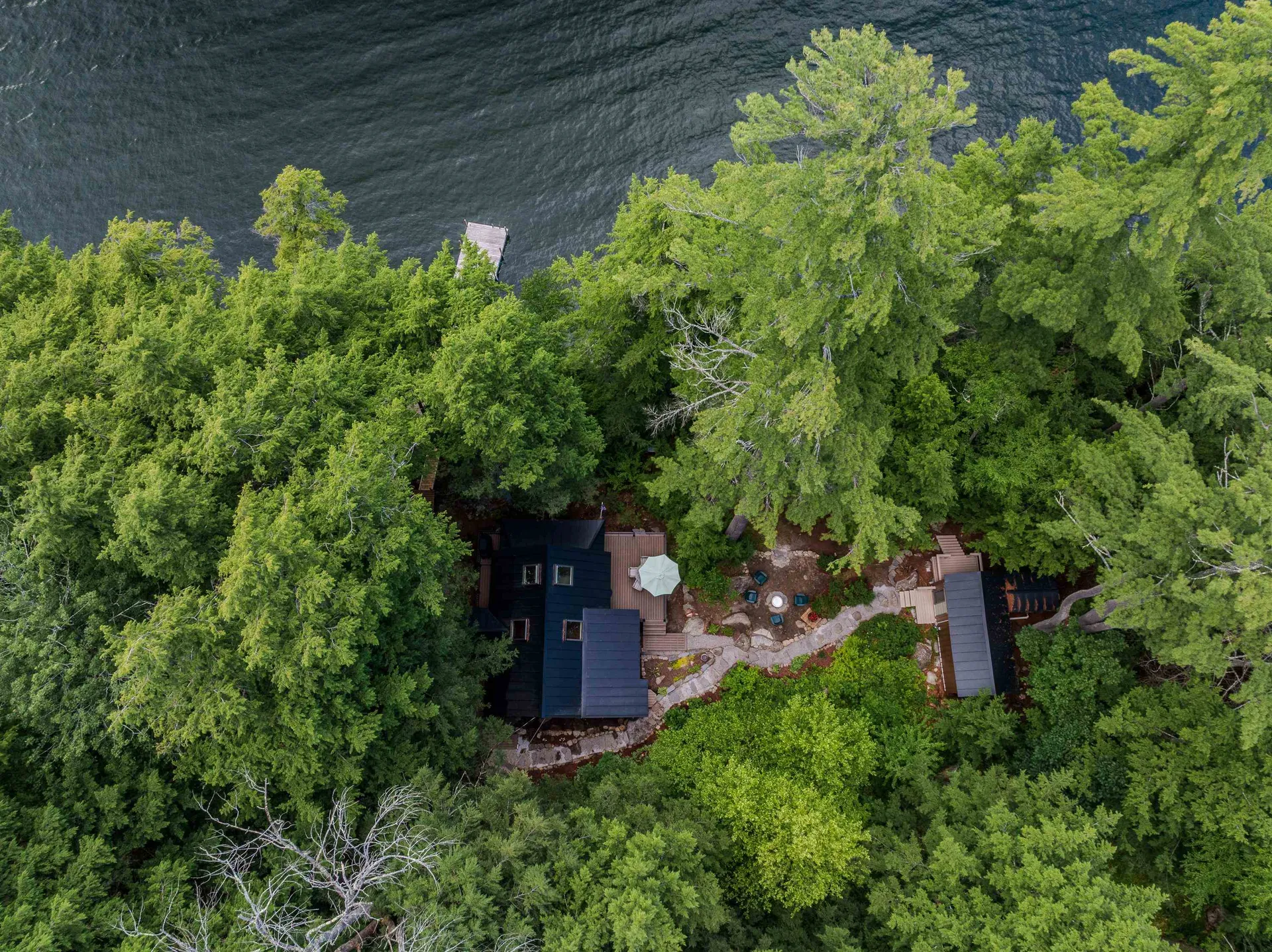 16 Hemlock Way Holderness NH 03245