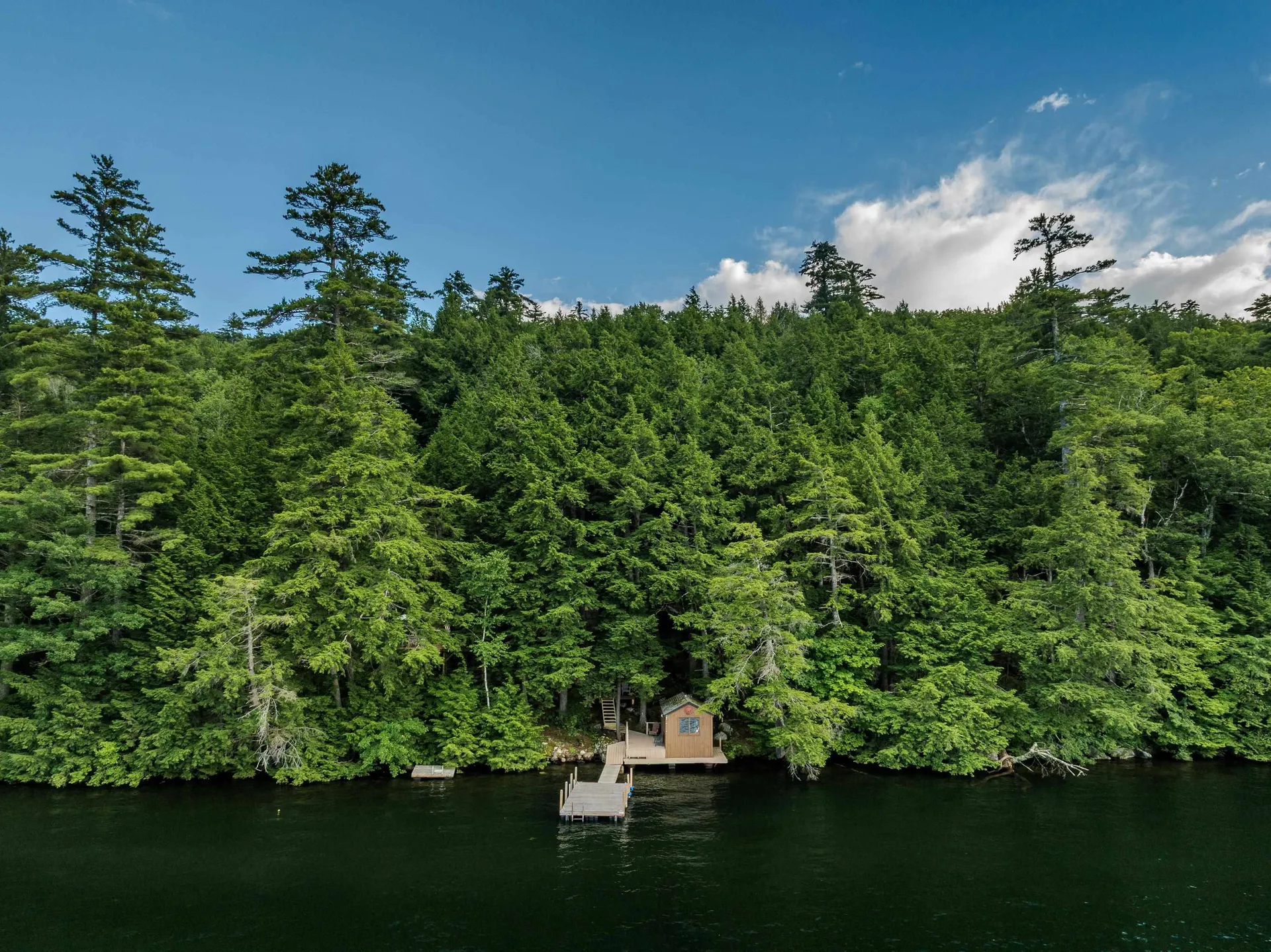 16 Hemlock Way Holderness NH 03245