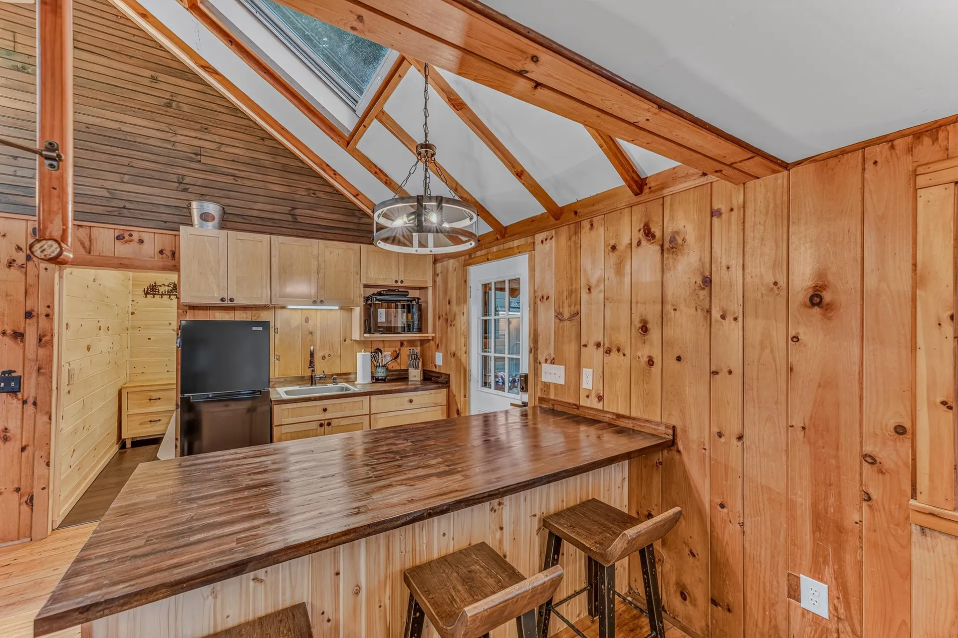 16 Hemlock Way Holderness NH 03245