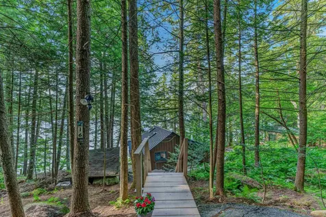 16 Hemlock Way Holderness NH 03245
